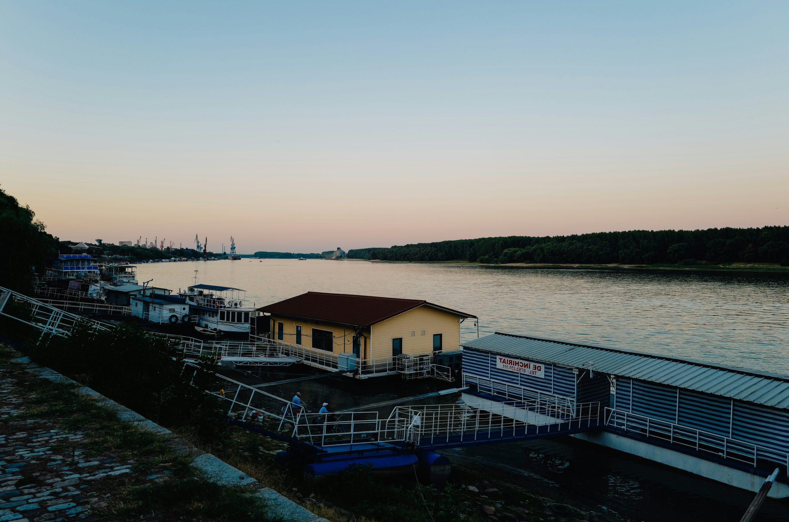 Cobalt Floating Houses