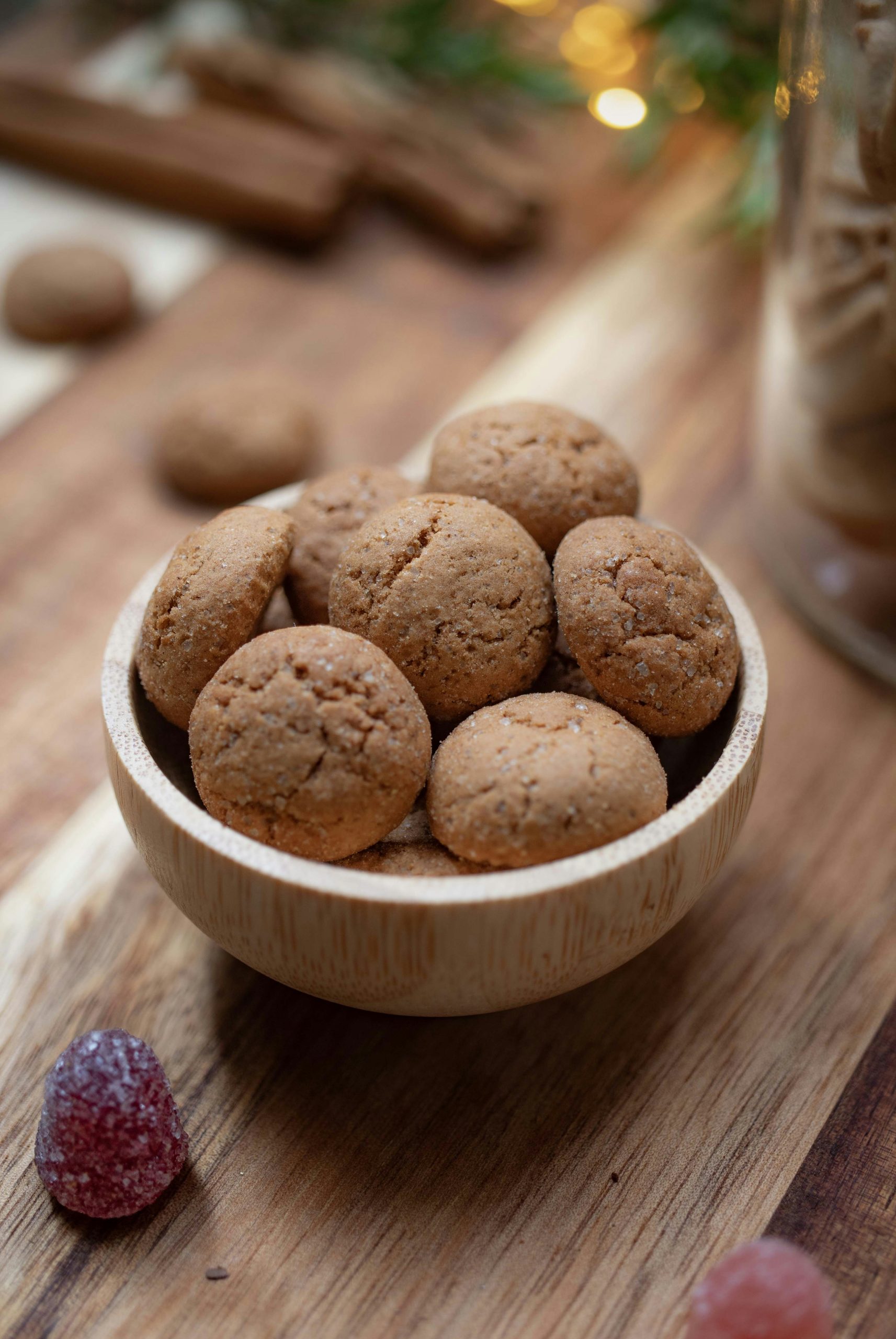 Mystic Small Round Spiced Cookies