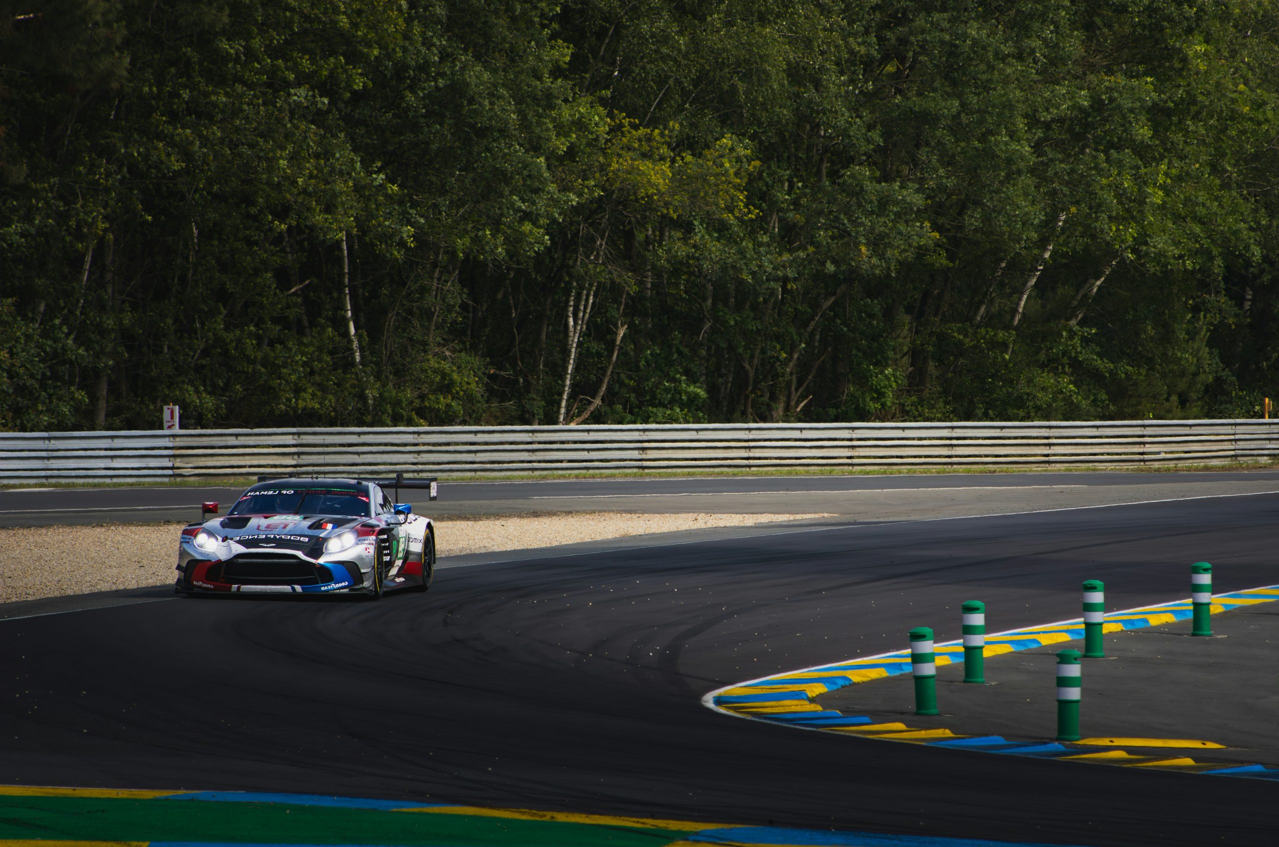 Verdant Silver Race Car Cornering