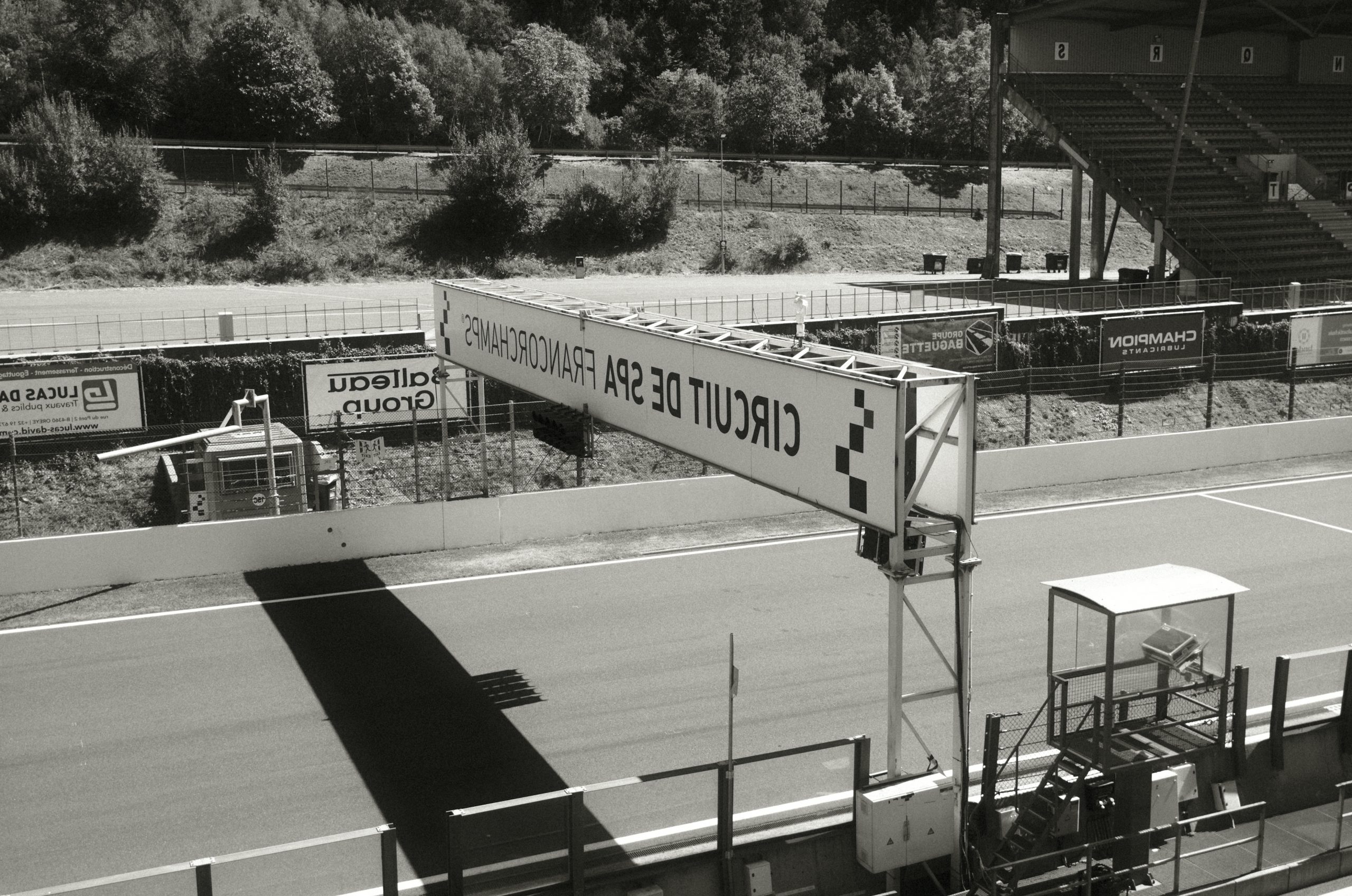 Vivid Gantry Sign Reading 